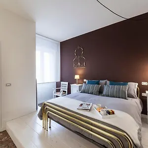 https://abitaroom-bologna.emilia-romagnahotels.net