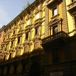  Konukevi Castaldi House İtalya