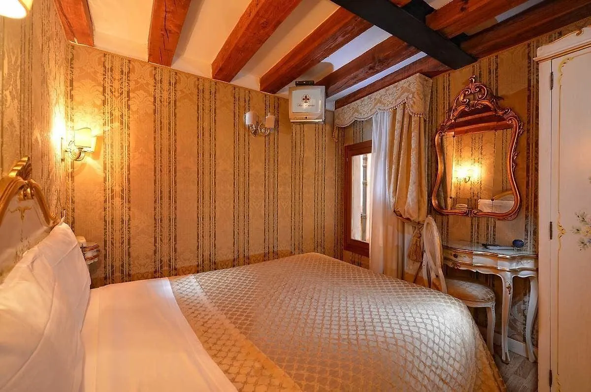 Residenza Hotel San Maurizio Venice 3*,