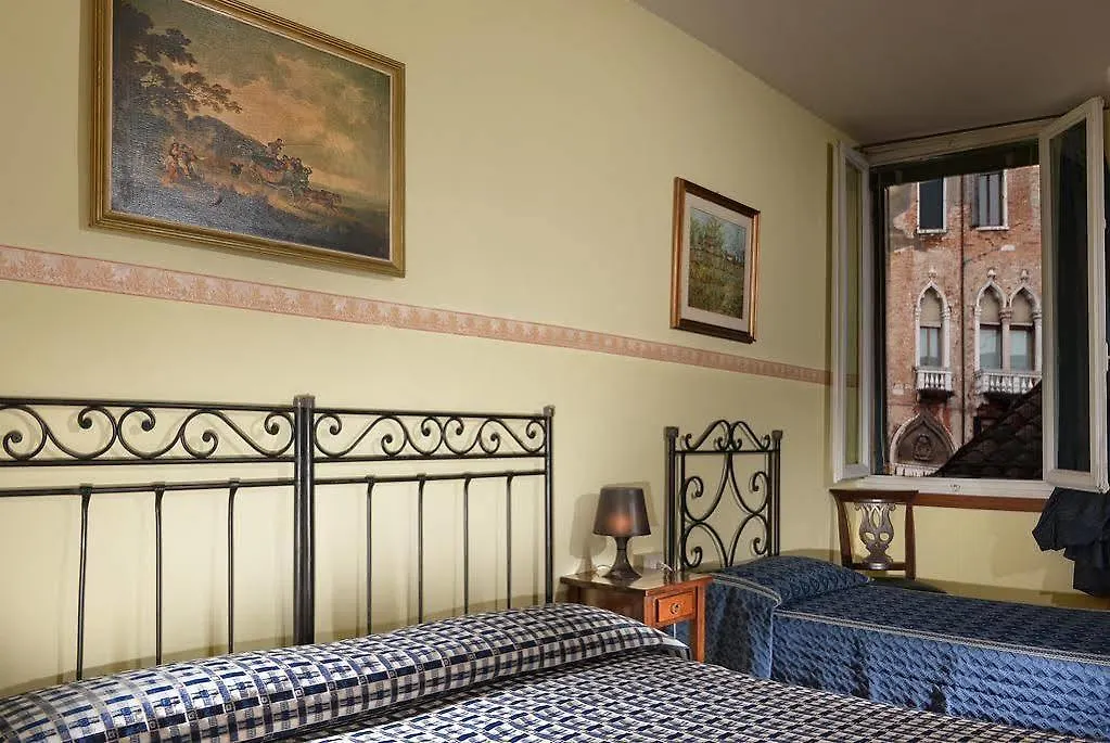 Residenza Hotel San Maurizio Venice 3*,  Italy